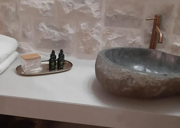 Helios Boutique Maisonette Nyaraló